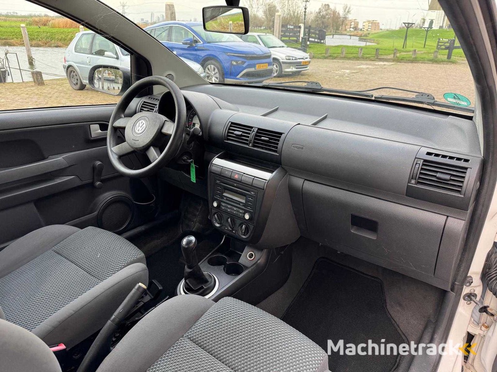 Volkswagen  Fox  1.2 Trendline Clima  1146