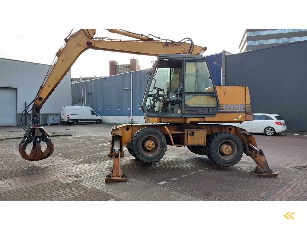 1995 Case 688B Mobiele kraan