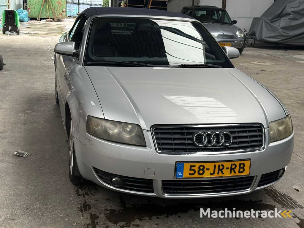 Audi A4 Cabriolet 2.4 V6 Exclusive Automaat, 58-JR-RB