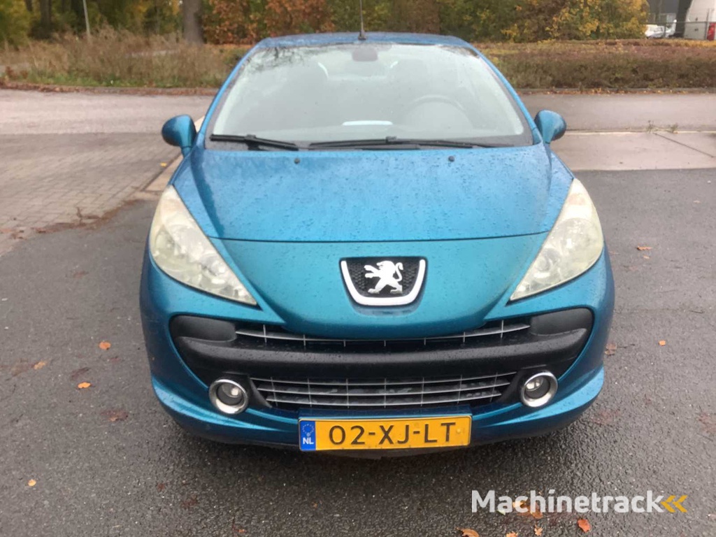 2007 Peugeot 207 CC 1.6 VTi Première - Personenauto