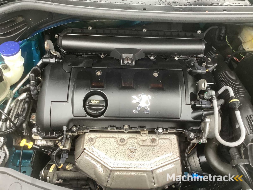 2007 Peugeot 207 CC 1.6 VTi Première - Personenauto