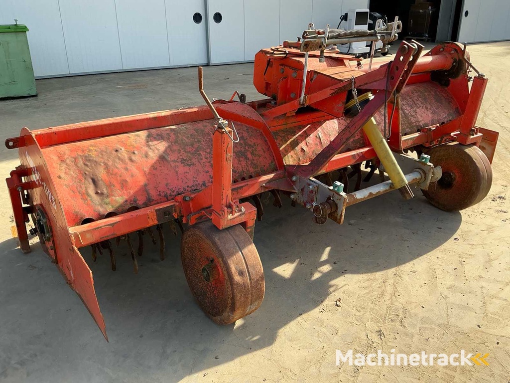 Amac GF-5 Grondfrees