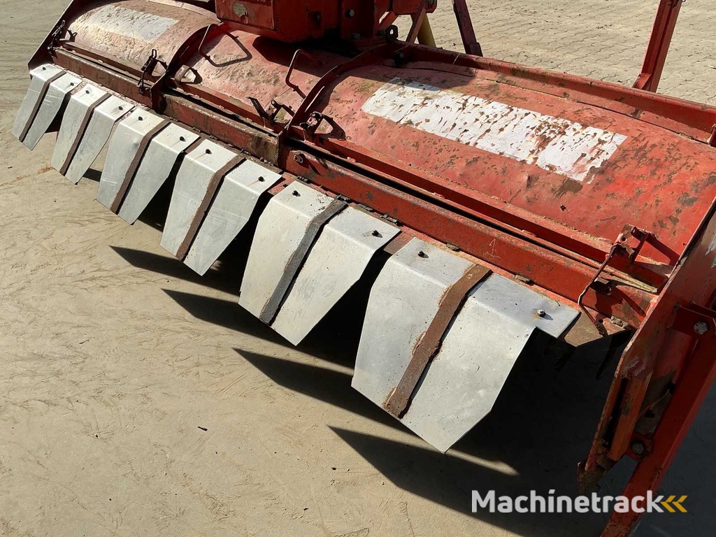 Amac GF-5 Grondfrees