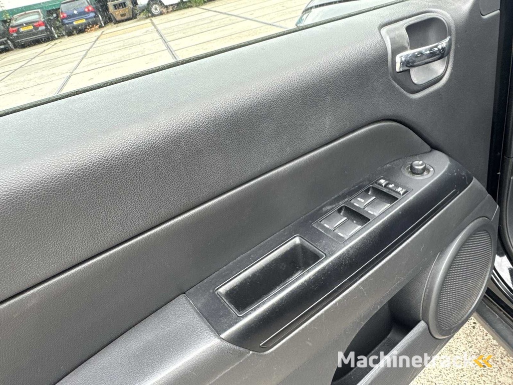 Jeep Compass 2.4 Sport 4WD 2012 | 57-THN-2