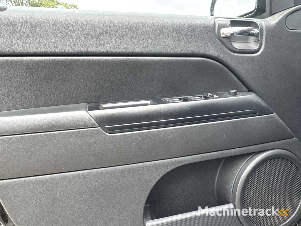 Jeep Compass 2.4 Sport 4WD 2012 | 57-THN-2