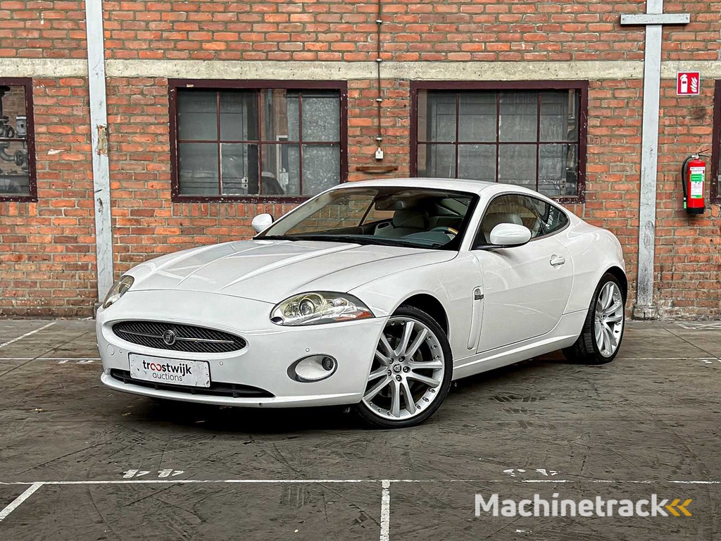 Jaguar XK Coupe 4.2 V8 300pk 2006 Youngtimer (53.000 km)
