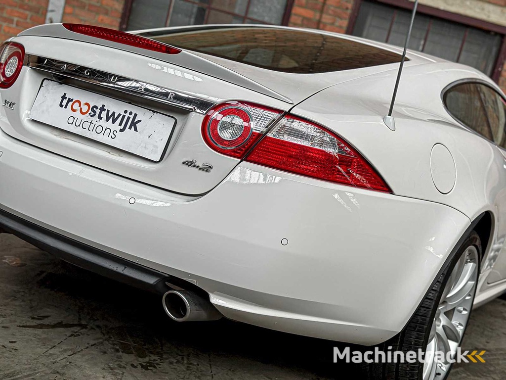 Jaguar XK Coupe 4.2 V8 300pk 2006 Youngtimer (53.000 km)