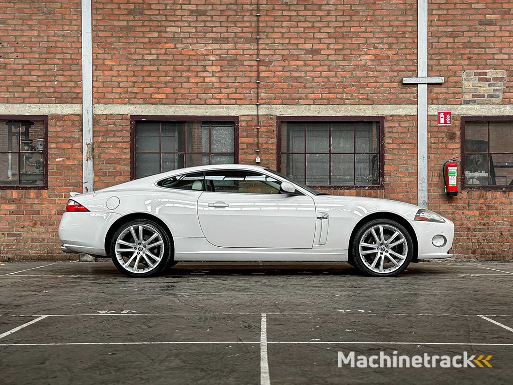 Jaguar XK Coupe 4.2 V8 300pk 2006 Youngtimer (53.000 km)
