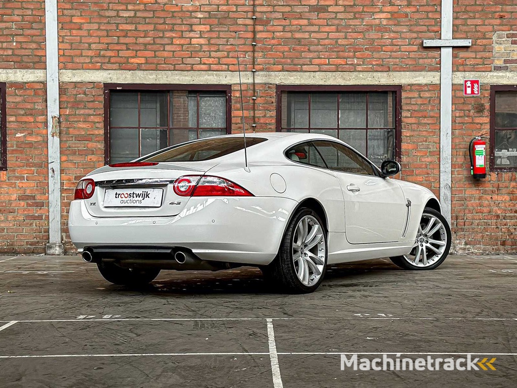 Jaguar XK Coupe 4.2 V8 300pk 2006 Youngtimer (53.000 km)