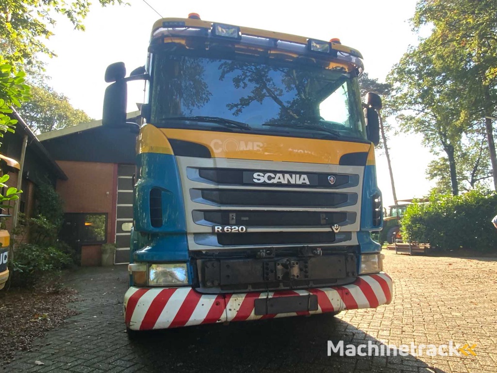 2010 Scania V8 R620 8x4 Vrachtwagen