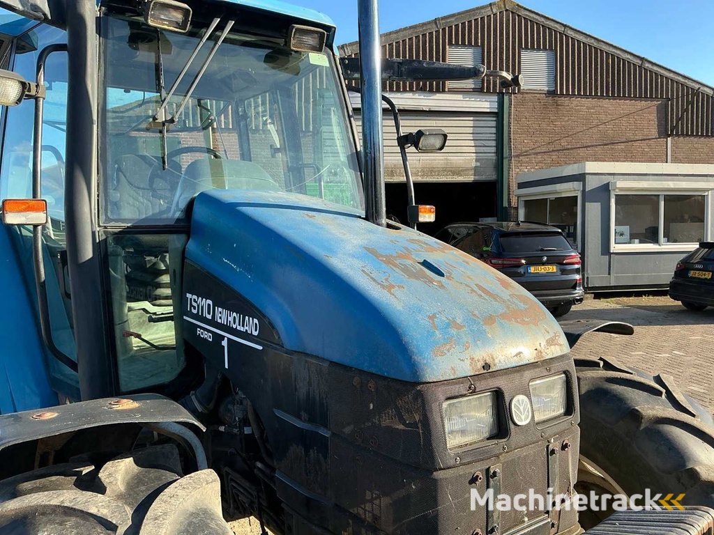 1999 New holland TS110 Vierwielaangedreven landbouwtractor