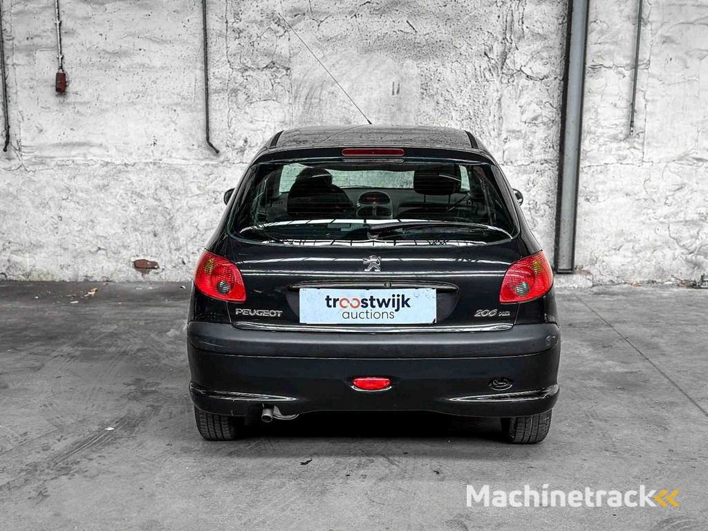 Peugeot 206 1.4 HDI Pop' Art 68pk 2004 -Orig. NL-, 08-PP-VS