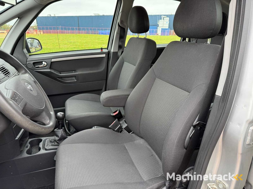 Opel Meriva 1.4 16V Temptation, 75-GHD-8