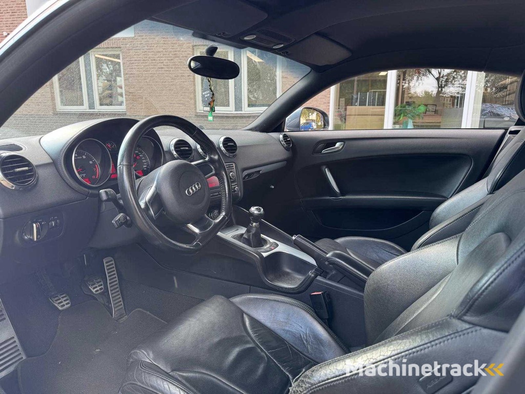 Audi TT 2.0 TFSI, X-741-RN