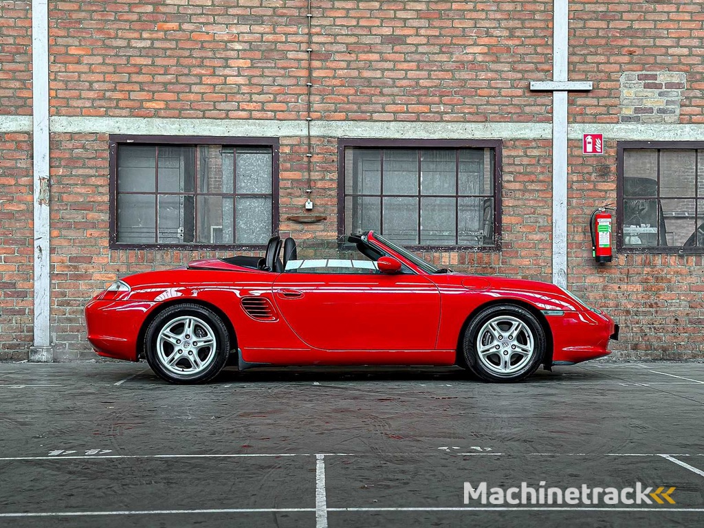 Porsche Boxster 986 Facelift 2.7 228pk 2004 Youngtimer