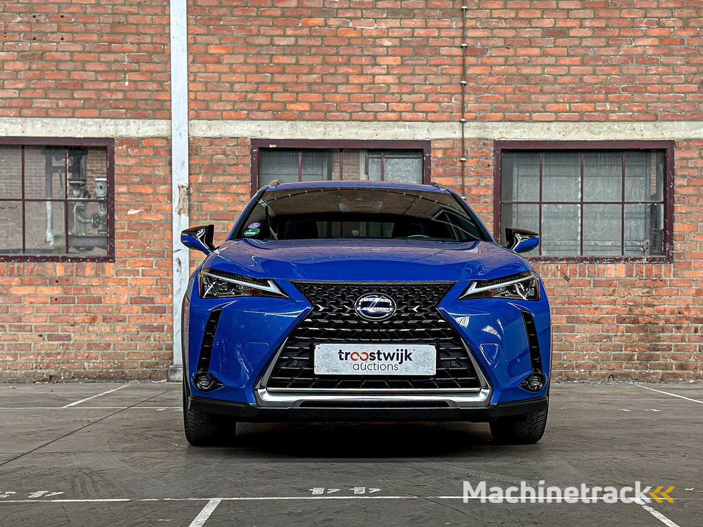 Lexus UX 250h Preference Line 184pk 2021, N-884-HP