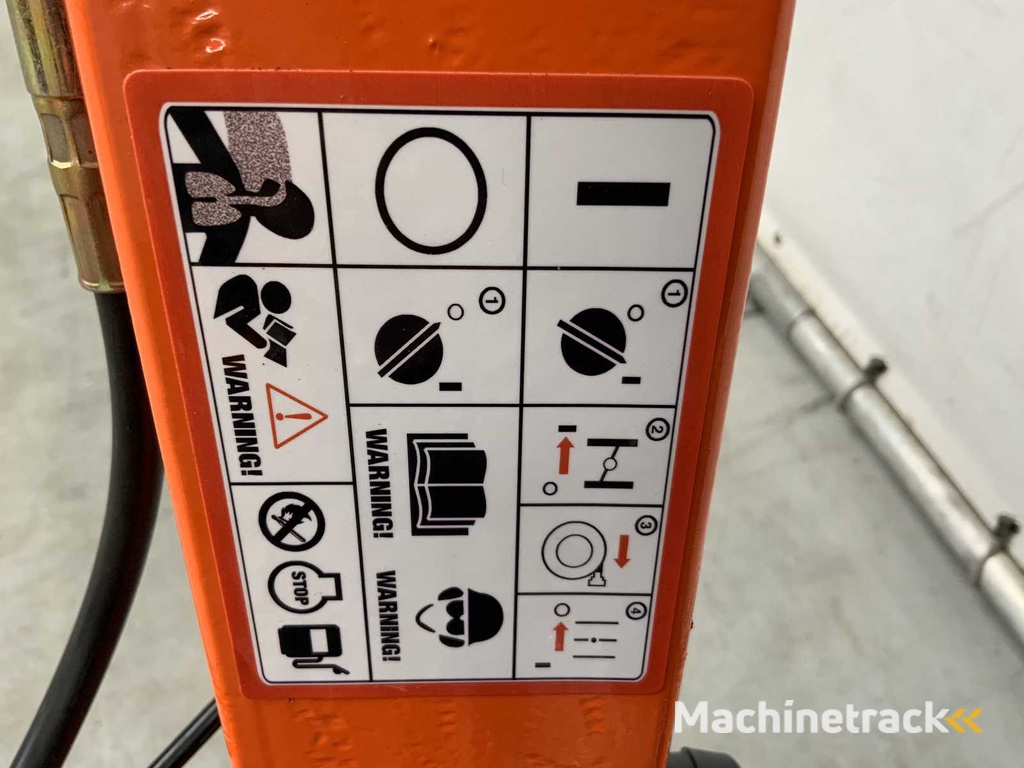 Daewoo - 2024 - DARC300 - Vibrationswalze 6,5 PS