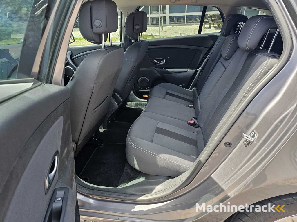 Renault Mégane Estate 1.4 TCe Dynamique, 53-KSK-3