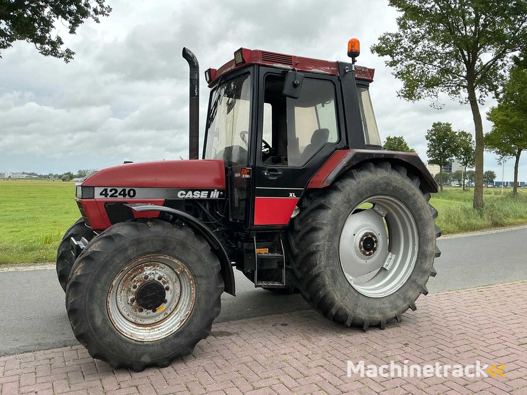 1995 Case ih 4230 xl Vierwielaangedreven landbouwtractor