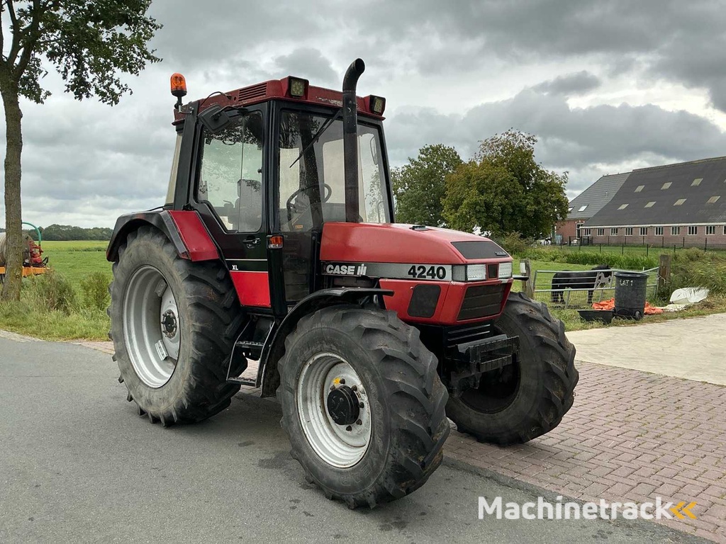 1995 Case ih 4230 xl Vierwielaangedreven landbouwtractor