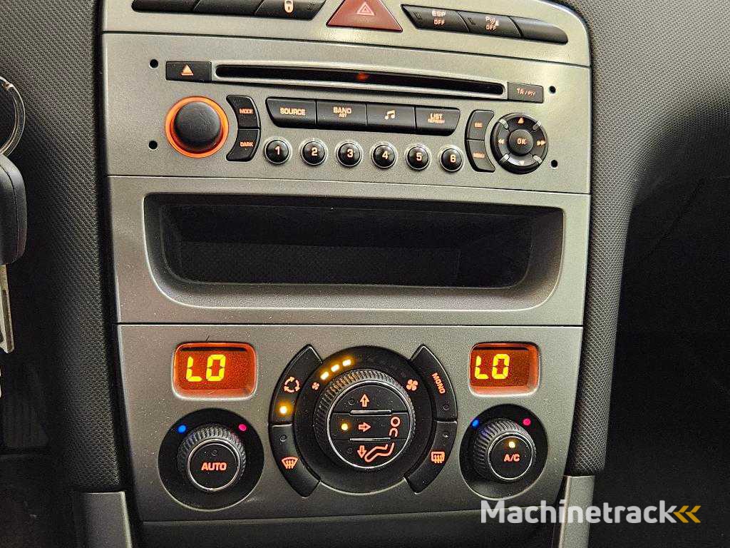 Peugeot 308 SW 1.6 VTurbo XS, ; 44-RDF-2