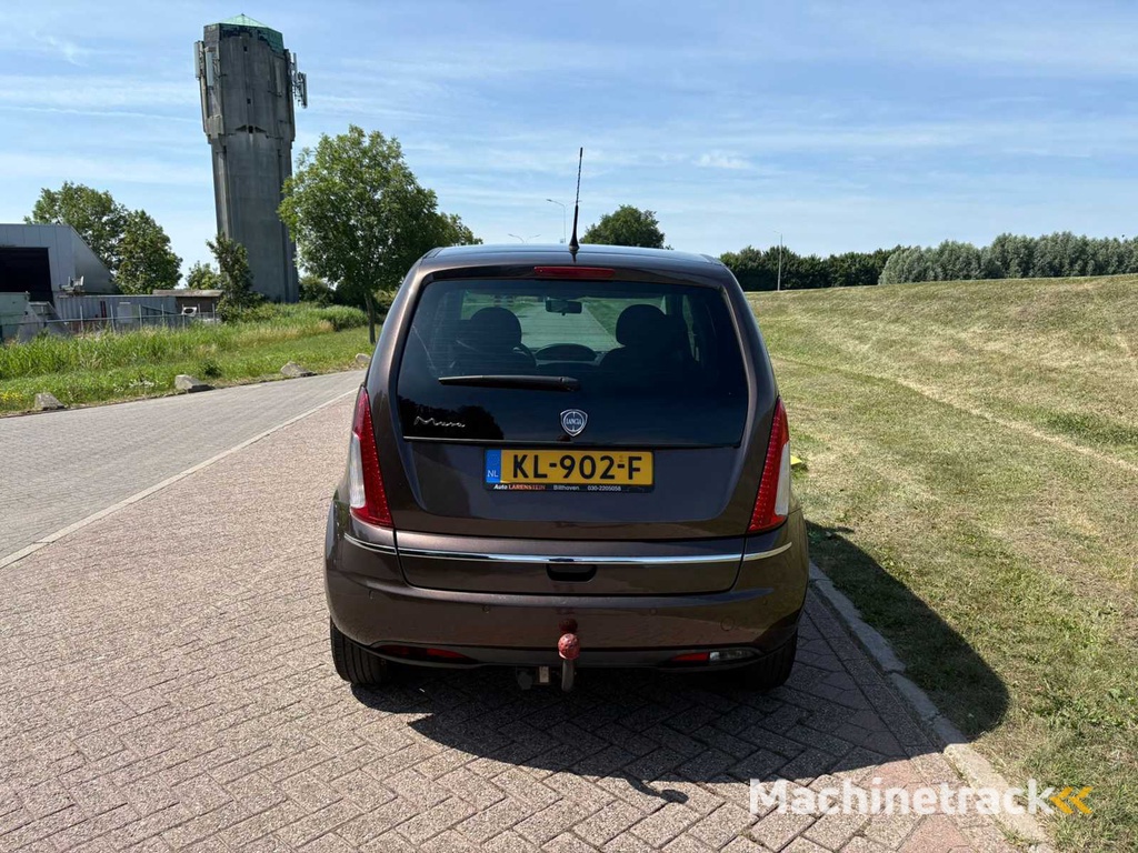 Lancia Musa 1.4 16V Gold S&S, KL-902-F