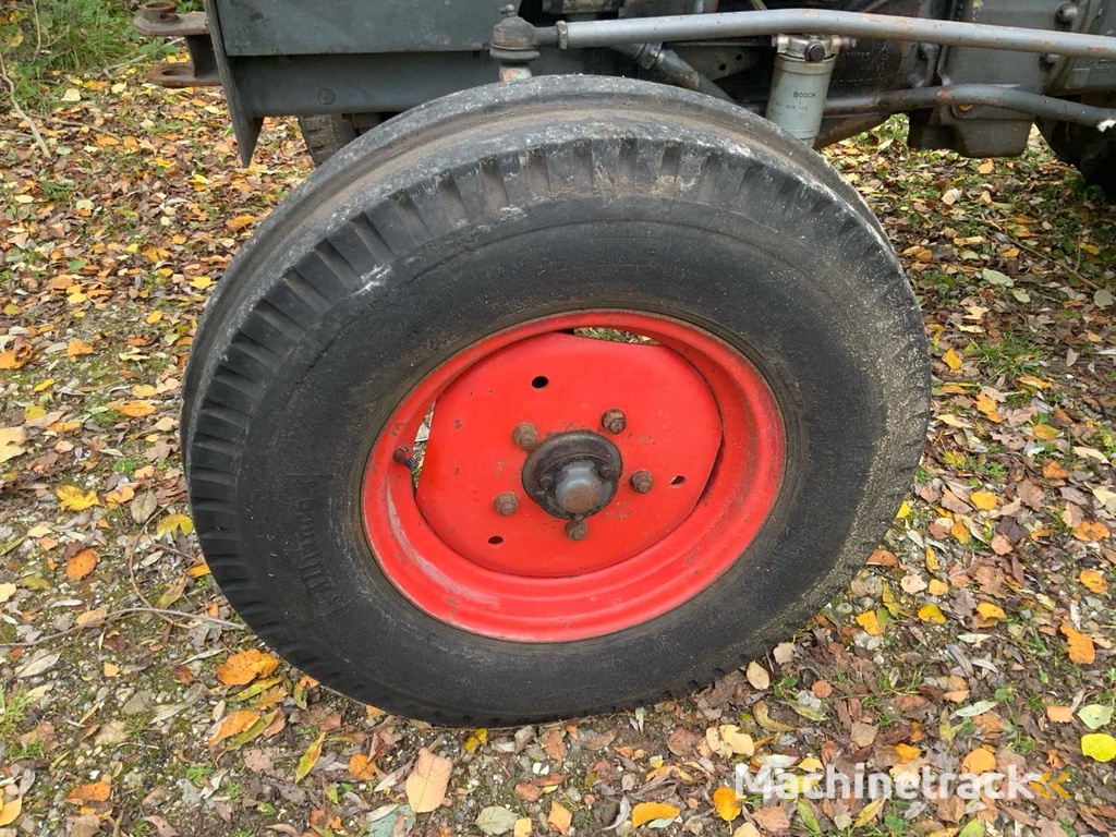 Fendt 135S Farmer 102S  Turbomatik Tweewielaangedreven landbouwtractor
