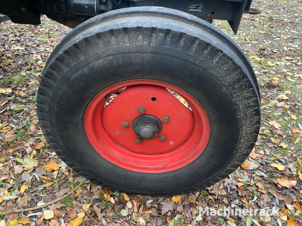 Fendt 135S Farmer 102S  Turbomatik Tweewielaangedreven landbouwtractor