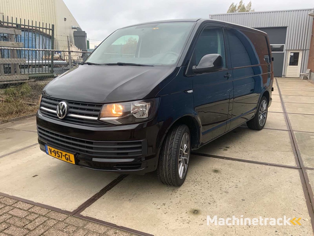 Volkswagen Transporter 2.0 TDI L1H1 Highl. bedrijfswagen