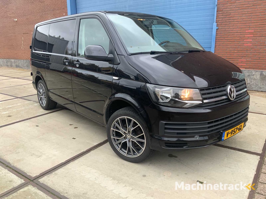 Volkswagen Transporter 2.0 TDI L1H1 Highl. bedrijfswagen