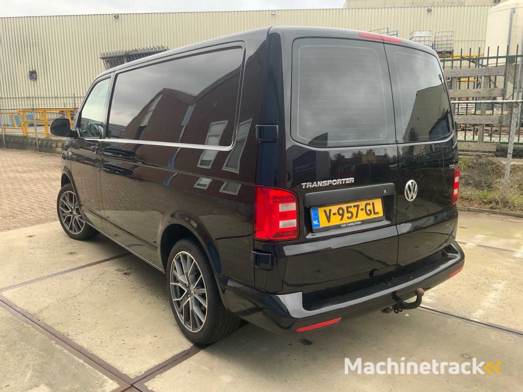 Volkswagen Transporter 2.0 TDI L1H1 Highl. bedrijfswagen