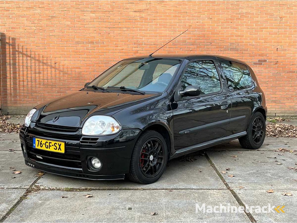 Renault Clio 2.0-16V RS, 76-GF-SX