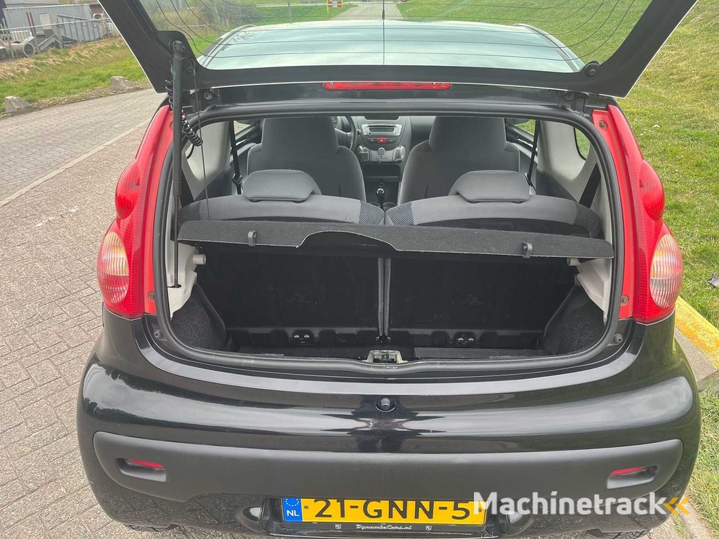 Peugeot 107 1.0 12V XS, 21-GNN-5
