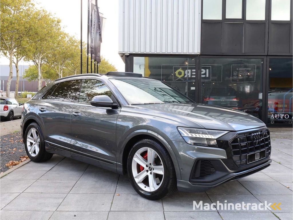 Audi Q8 55 TFSI e Quattro S-Line Automaat 380PK 2023