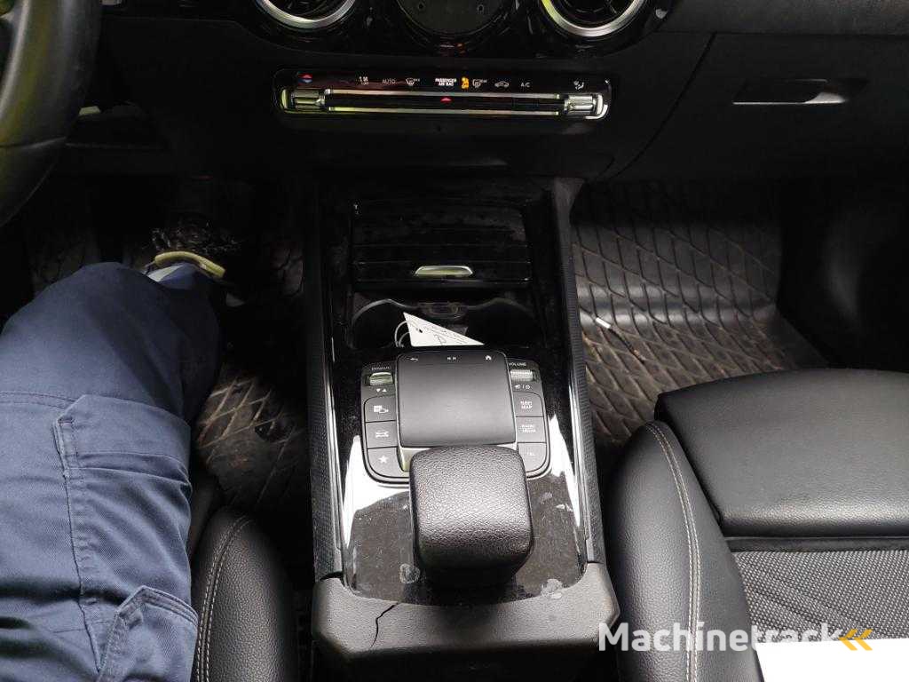 Mercedes-Benz B-klasse 200d , N-341-HL