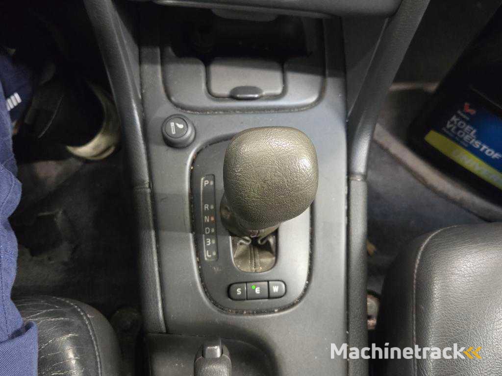 Volvo V70 2.5-20V Exclusive, 48TTTZ