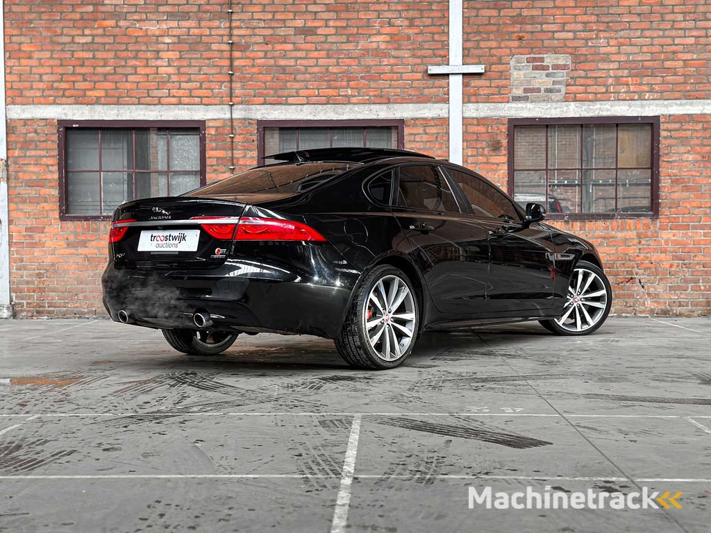 Jaguar XF 3.0 V6 S SC AWS DOHC 24V 340hp 2016