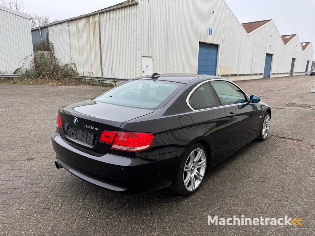 BMW - 3-serie Coupé - 325xi High Executive 4WD 1255