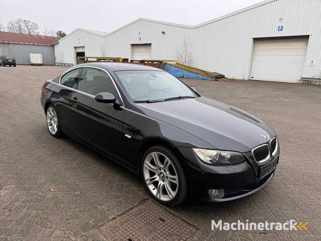 BMW - 3-serie Coupé - 325xi High Executive 4WD 1255