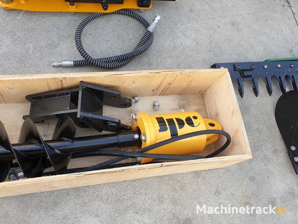 JPC HT12 Minibagger mit Anbaugeräten