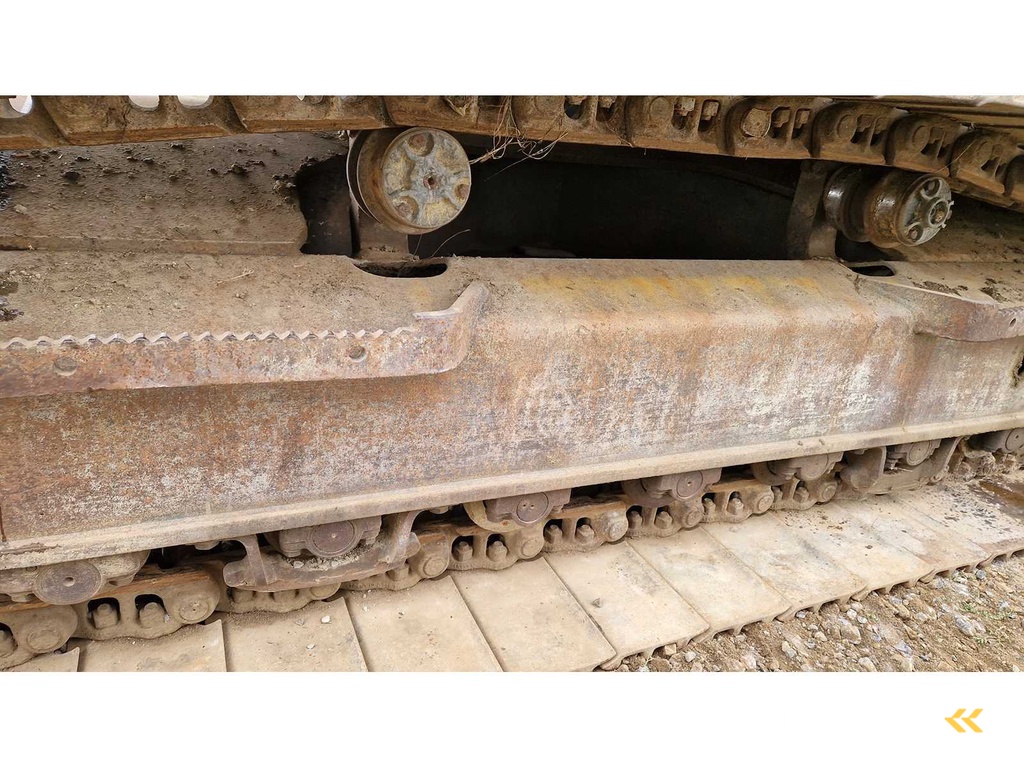 2002 Komatsu PC 210 LC rupsgraafmachine met groot bereik