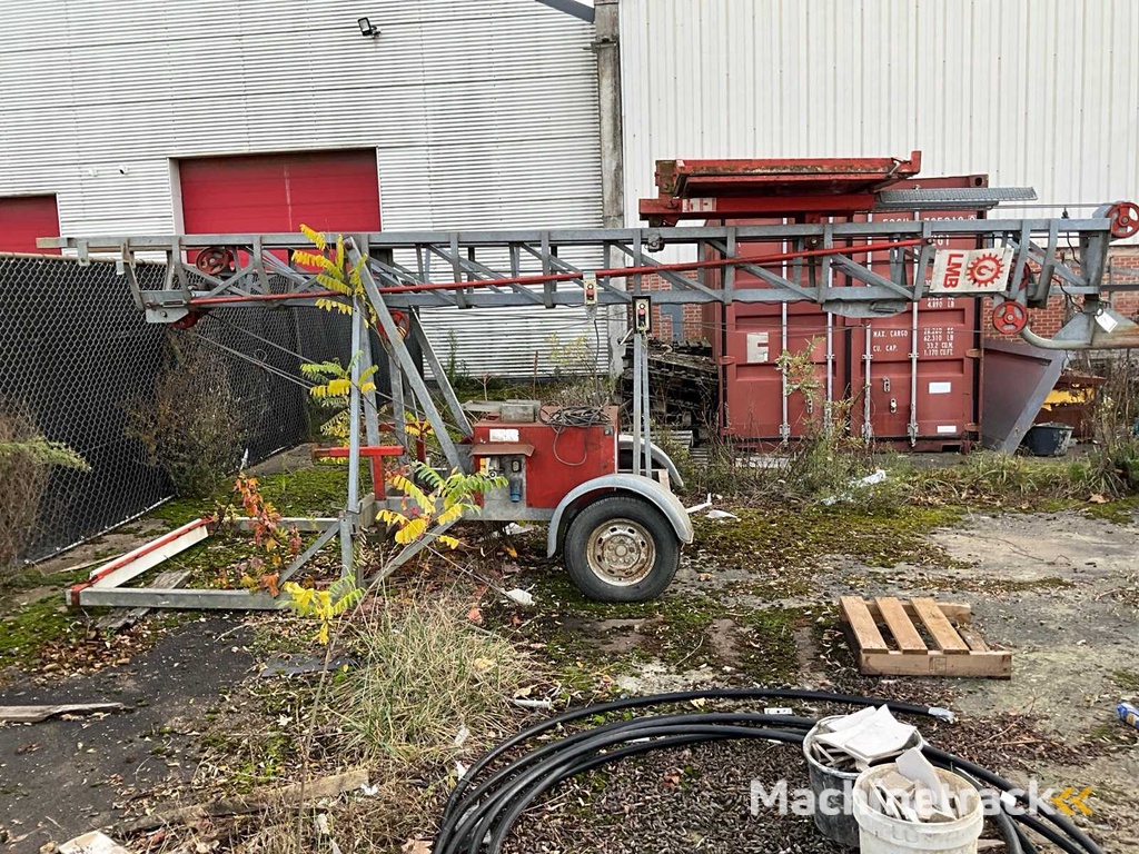 1995 LMB 310TL Construction Hoist