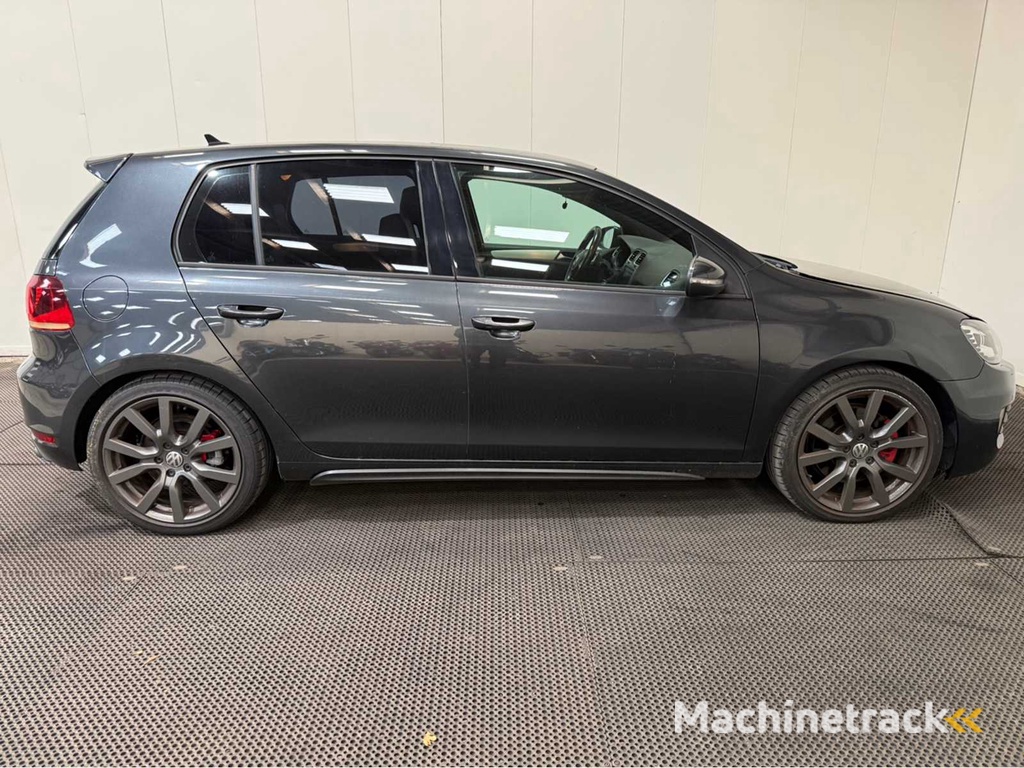 Volkswagen - Golf - GTI - Auto - 2013