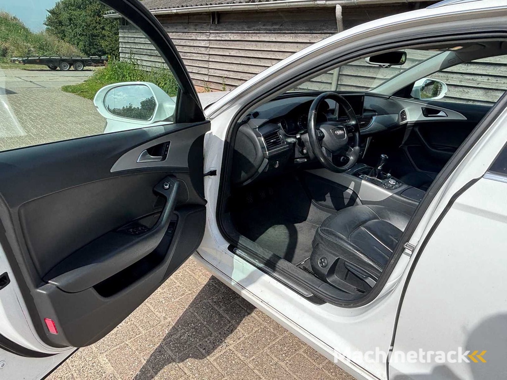 Audi - A6 Avant - 2.0 TDI Pro L. S - Fahrzeug - 2012