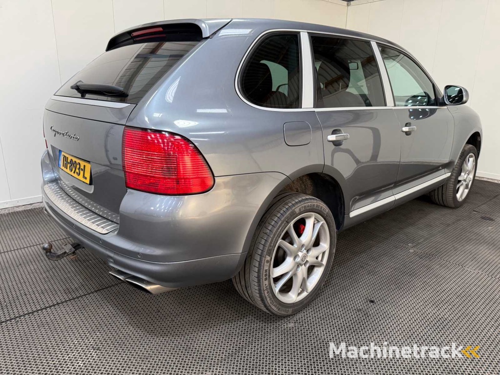 Porsche - Cayenne Turbo - 4.5 V8 - 450 PS - PKW - 2002