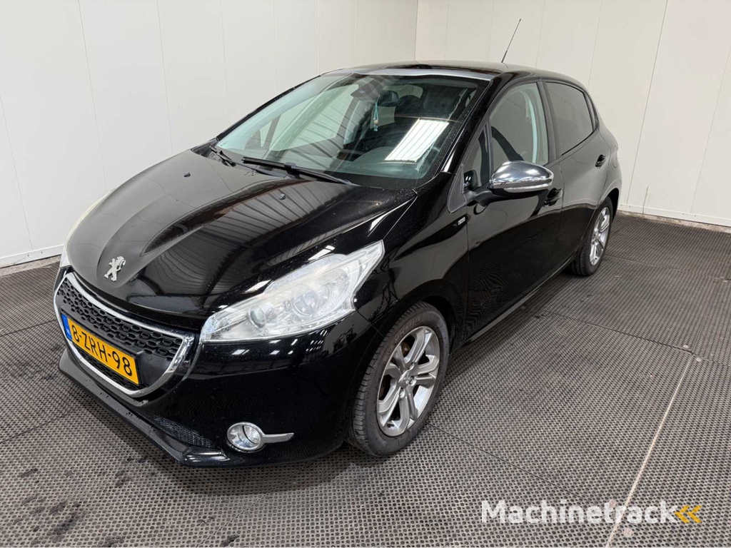 Peugeot - 208 - Personenauto - 2015