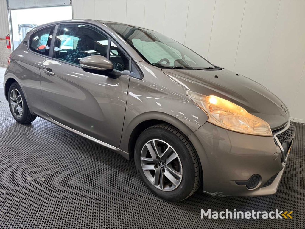 Peugeot - 208 - Personenauto - 2012