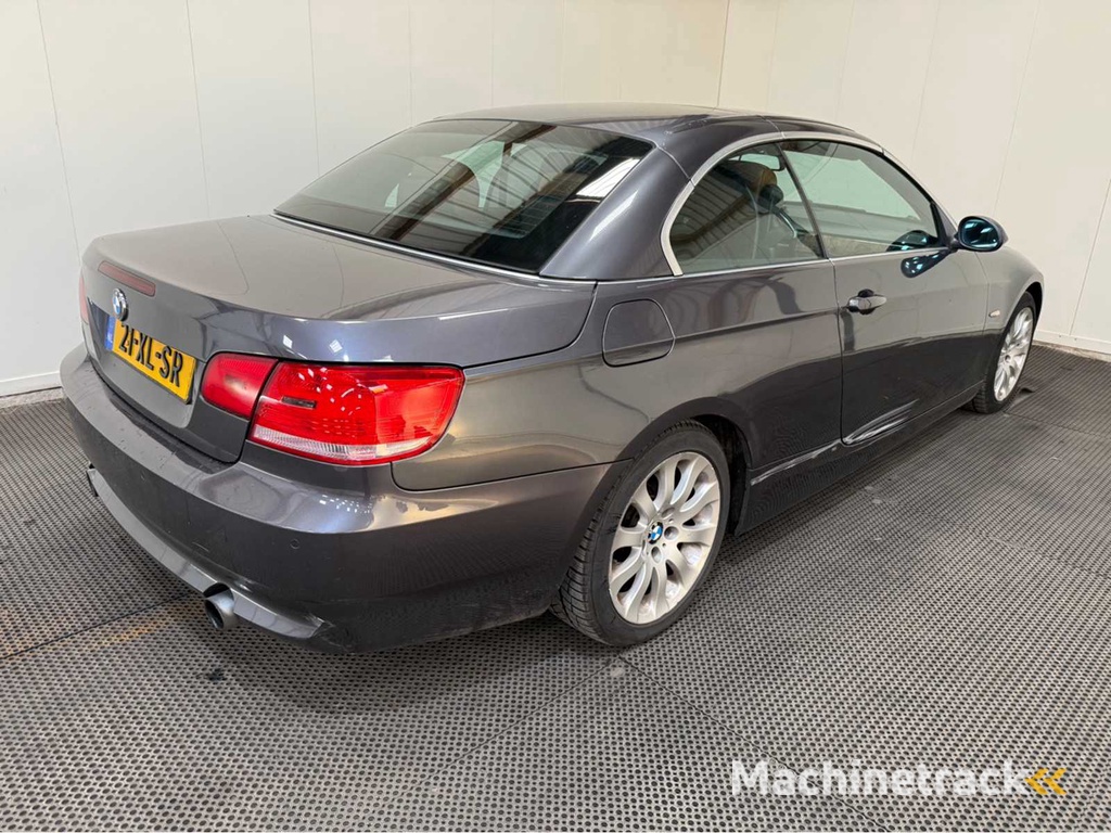 BMW -  335i Cabrio - Personenauto - 2007
