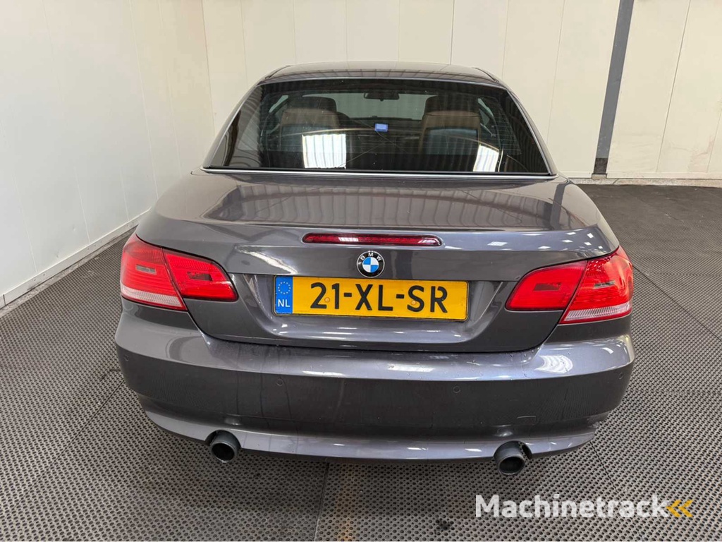BMW -  335i Cabrio - Personenauto - 2007
