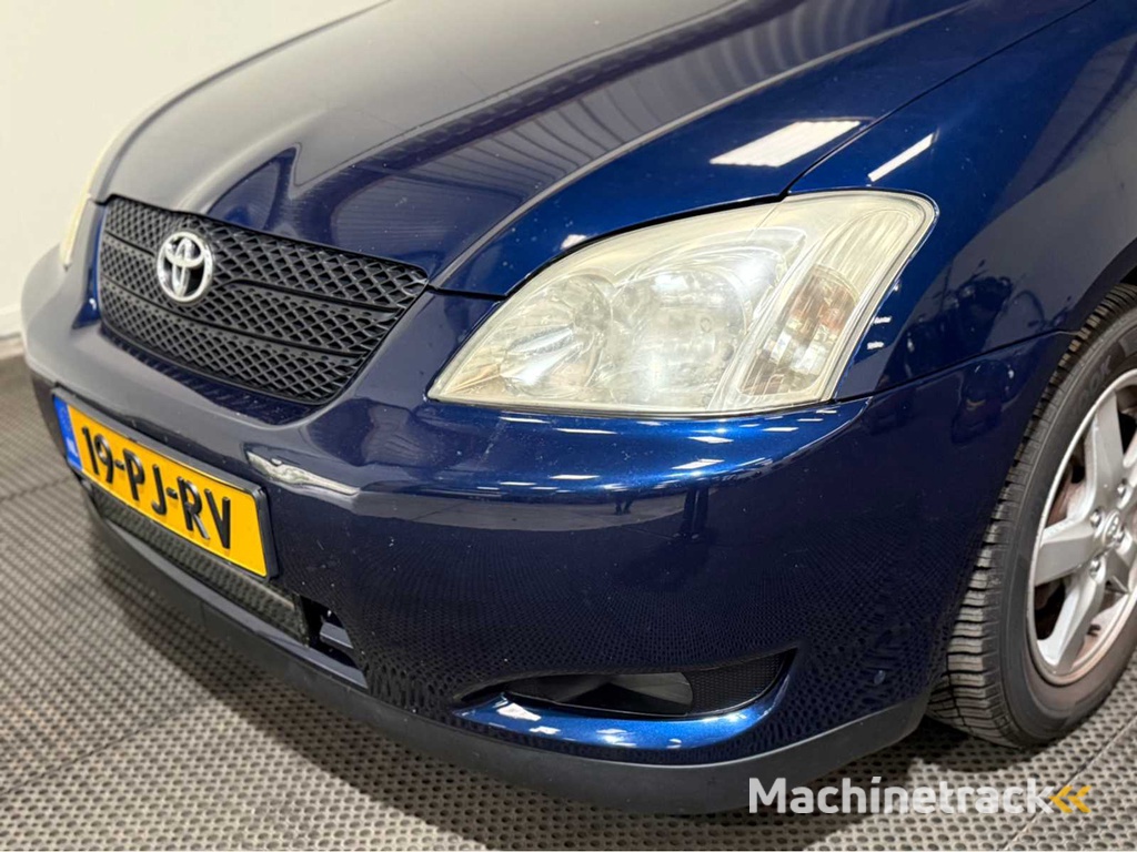 Toyota - Corolla - Personenauto - 2004
